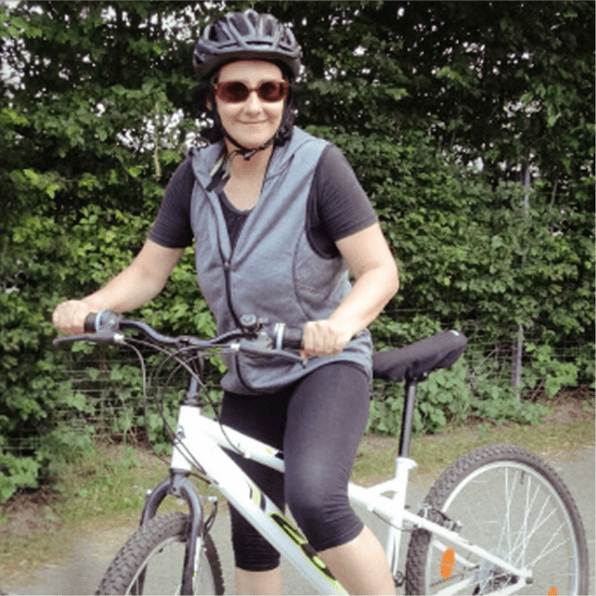 Sabine Eckhardt - Jetzt online bei Höllinger bestellen! Sabine Eckhardt auf dem Fahrrad