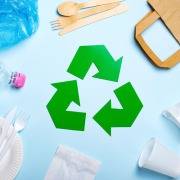 Das Bild zeigt, wie unterschiedliche Stoffe recycelt werden können