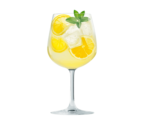 Glas mit gelber Flüssigkeit, Zitrone, Eiswürfel und Minze, ein erfrischender Cocktail mit Zitronengeschmack