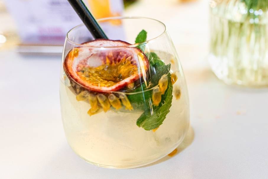 Höllinger Mocktail Passionfruit Mojada
